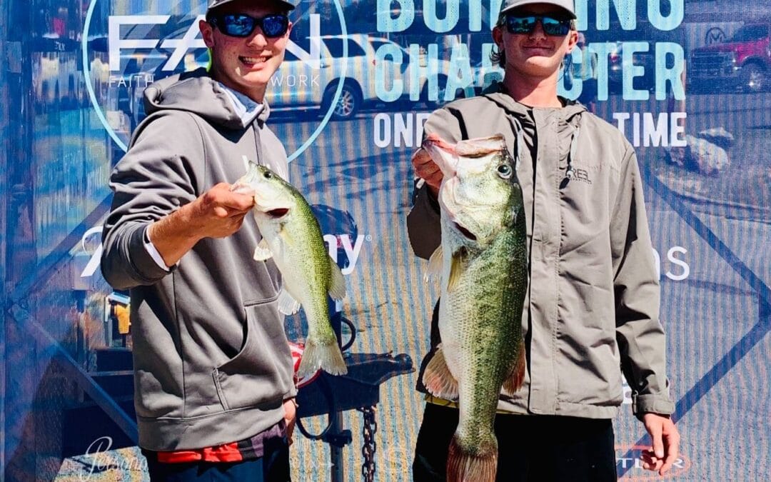 Chandler Banks and Grady Walters from Guardians Bass Club WIN FAN South Qualifier #1