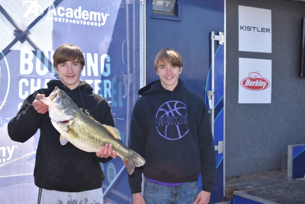 Ty Mechler and Christian Garcia with Guardians Bass Club WIN on Lake LBJ -  Faith Angler Network